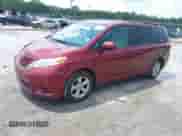 2017 Toyota Sienna LE Auto Access Seat with VIN 5TDKZ3DC0HS810922, listed as a IAAI auction lot 42726470 with 249,523 mi miles and . Bid and sale history available at DreamBid. Image 17.