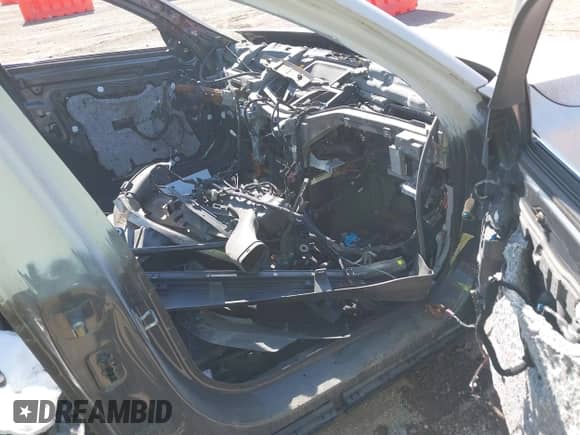 2018 BMW 7 Series 750i с VIN WBA7F0C56JGM22638, выставлен на аукционе IAAI как лот 43328344 с пробегом Не указан миль и . История ставок и продаж доступна на DreamBid. Изображение 5.