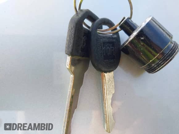 1992 Chevrolet Lumina z VIN 2G1WL54T7N9133525, wystawiony jako IAAI lot #42292518 z przebiegiem 102 736 mil mil oraz . Historia ofert i sprzedaży dostępna na DreamBid. Obrazek 11.