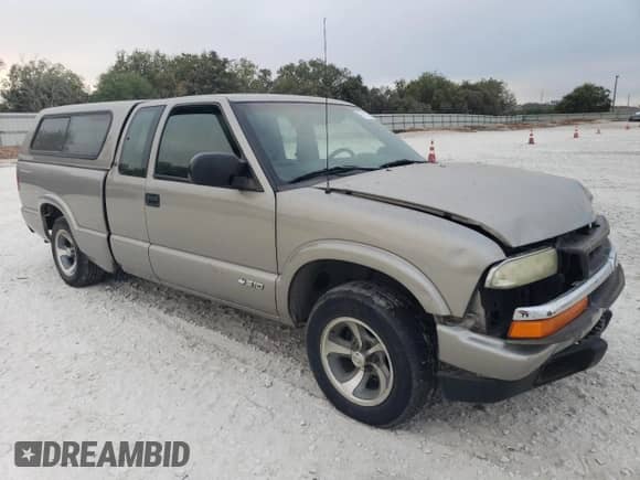 2003 Chevrolet S-10 LS с VIN 1GCCS19HX38288797, выставлен на аукционе Copart как лот 78170374 с пробегом 248 005 миль миль и Списание • Salvage title. История ставок и продаж доступна на DreamBid. Изображение 4.