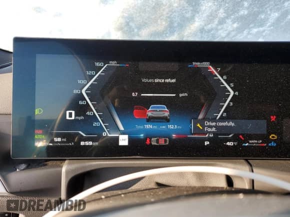 2025 BMW 4 Series M440i xDrive with VIN WBA83DA07SCT64818, listed as a Copart auction lot 43932505 with 1,974 mi miles and Clean title. Bid and sale history available at DreamBid. Image 9.