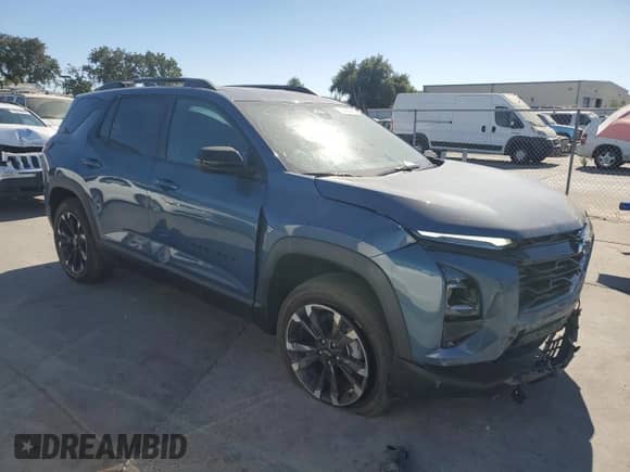 2025 Chevrolet Equinox FWD RS с VIN 3GNAXLEGXSL314128, выставлен на аукционе Copart как лот 69468985 с пробегом 6 096 миль миль и Списание • Salvage title. История ставок и продаж доступна на DreamBid. Изображение 4.