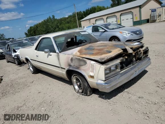 1983 Chevrolet El Camino с VIN 1GCCW8094DR284467, выставлен на аукционе Copart как лот 68342674 с пробегом Не указан миль и Списание • Salvage title. История ставок и продаж доступна на DreamBid. Изображение 4.