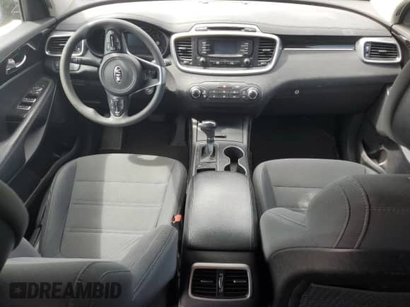 2016 Kia Sorento L with VIN 5XYPG4A30GG128818, listed as a Copart auction lot 61006175 with Not provided miles and Clean title. Bid and sale history available at DreamBid. Image 8.