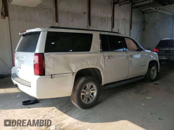 2019 Chevrolet Suburban LT z VIN 1GNSKHKC6KR373588, wystawiony jako Copart lot #62236335 z przebiegiem Nie podano mil oraz Szkoda całkowita • Salvage title. Historia ofert i sprzedaży dostępna na DreamBid. Obrazek 3.