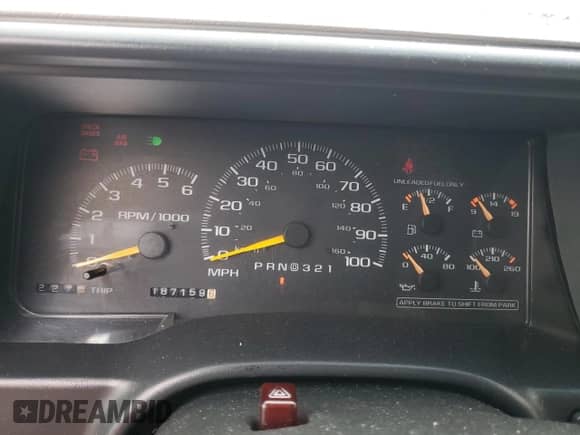 1997 Chevrolet Tahoe z VIN 3GNEK18R7VG115312, wystawiony jako Copart lot #89409665 z przebiegiem 187 159 mil mil oraz Szkoda całkowita • Salvage title. Historia ofert i sprzedaży dostępna na DreamBid. Obrazek 9.