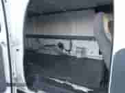 2008 Ford Econoline Cargo Commercial z VIN 1FTNS24L18DA11772, wystawiony jako IAAI lot #41025371 z przebiegiem 223 532 mil mil oraz . Historia ofert i sprzedaży dostępna na DreamBid. Obrazek 8.