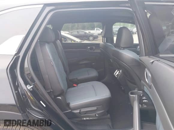 2025 Kia Sorento SX Prestige с VIN KNDRMDJH0S5315023, выставлен на аукционе IAAI как лот 42839144 с пробегом 9 917 миль миль и . История ставок и продаж доступна на DreamBid. Изображение 8.