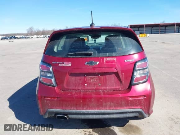 2018 Chevrolet Sonic Premier z VIN 1G1JF6SB0J4116337, wystawiony jako IAAI lot #41684925 z przebiegiem 48 508 mil mil oraz . Historia ofert i sprzedaży dostępna na DreamBid. Obrazek 17.