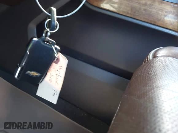 2016 Chevrolet Silverado 2500HD High Country with VIN 1GC1KXE83GF218284, listed as a IAAI auction lot 43360216 with 124,600 mi miles and . Bid and sale history available at DreamBid. Image 11.