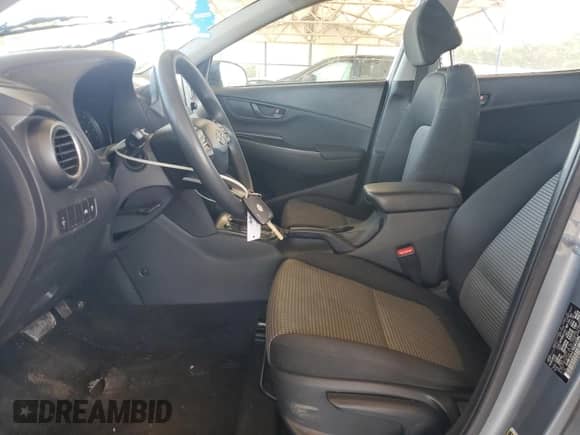 2021 Hyundai Kona SE с VIN KM8K12AA7MU643366, выставлен на аукционе Copart как лот 70725655 с пробегом 121 420 миль миль и Списание • Salvage title. История ставок и продаж доступна на DreamBid. Изображение 7.