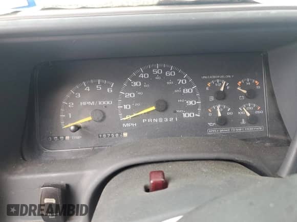 1998 Chevrolet Tahoe с VIN 3GNEK18R0WG147603, выставлен на аукционе Copart как лот 51483845 с пробегом 187 582 миль миль и Списание • Salvage title. История ставок и продаж доступна на DreamBid. Изображение 9.