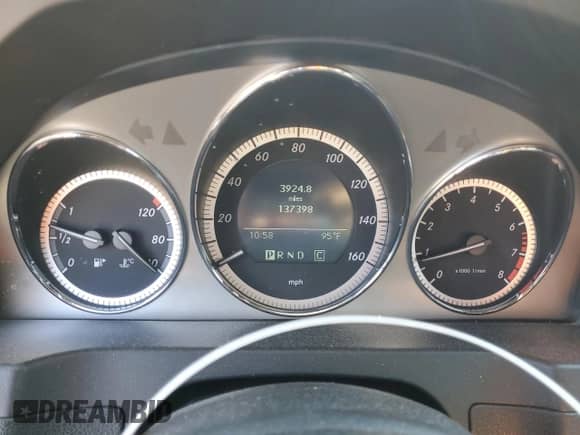 2009 Mercedes-Benz C 350 Sport with VIN WDDGF56X69F213095, listed as a Copart auction lot 82675045 with 137,398 mi miles and Salvage title. Bid and sale history available at DreamBid. Image 9.
