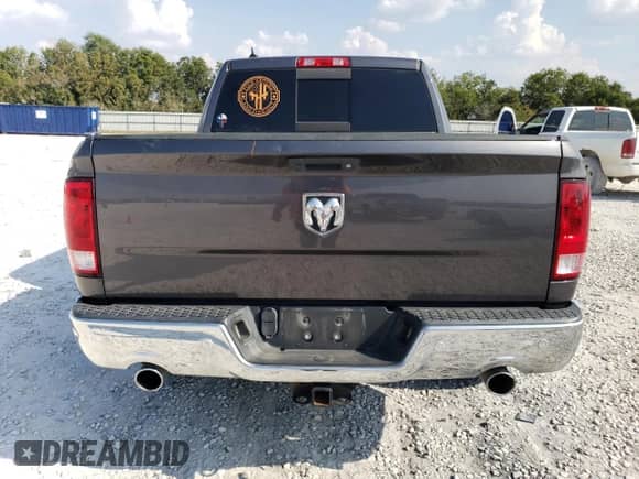 2016 Ram 1500 Lone Star z VIN 1C6RR6LM1GS355697, wystawiony jako Copart lot #71757504 z przebiegiem 128 697 mil mil oraz Czysty tytuł • Clean title. Historia ofert i sprzedaży dostępna na DreamBid. Obrazek 6.