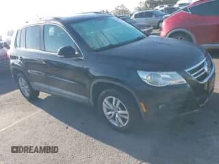 2009 Volkswagen Tiguan S с VIN WVGAV75N69W002294, выставлен на аукционе IAAI как лот 43149013 с пробегом 109 635 миль миль и . История ставок и продаж доступна на DreamBid. Изображение 1.