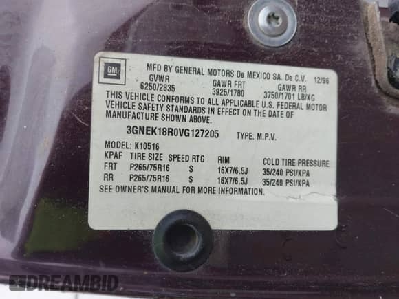 1997 Chevrolet Tahoe z VIN 3GNEK18R0VG127205, wystawiony jako IAAI lot #41531547 z przebiegiem 161 049 mil mil oraz . Historia ofert i sprzedaży dostępna na DreamBid. Obrazek 9.