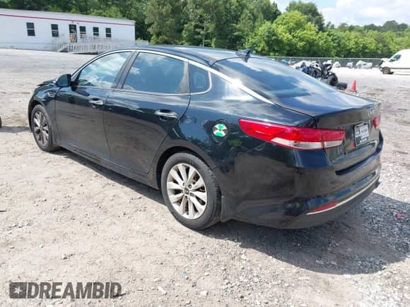 2016 Kia Optima EX z VIN 5XXGU4L34GG053308, wystawiony jako IAAI lot #42446166 z przebiegiem 127 971 mil mil oraz . Historia ofert i sprzedaży dostępna na DreamBid. Obrazek 3.