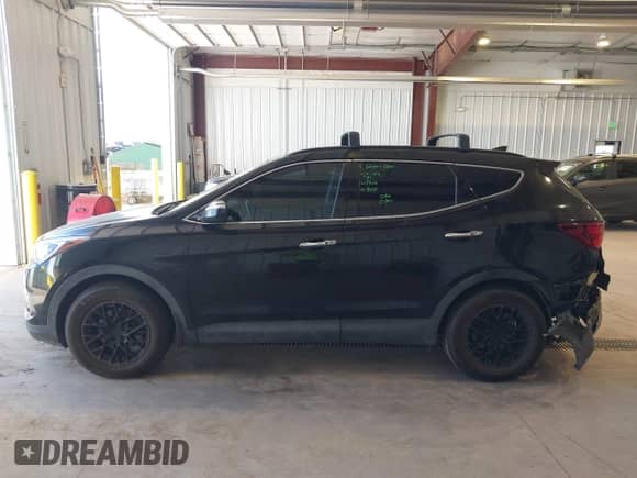 2018 Hyundai Santa Fe 2.4L с VIN 5NMZUDLB3JH057150, выставлен на аукционе IAAI как лот 42471006 с пробегом 108 315 миль миль и . История ставок и продаж доступна на DreamBid. Изображение 14.