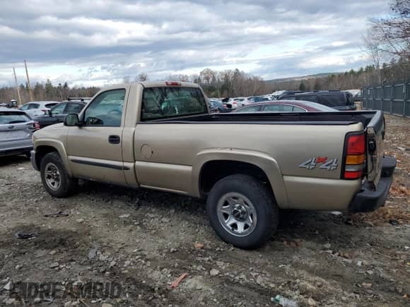 2004 GMC Sierra 1500 SLE с VIN 1GTEK14T34Z198486, выставлен на аукционе Copart как лот 79709074 с пробегом 107 321 миль миль и Чистый • Clean title. История ставок и продаж доступна на DreamBid. Изображение 2.