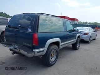 1994 Chevrolet Blazer с VIN 1GNEK18K7RJ352115, выставлен на аукционе IAAI как лот 42824882 с пробегом 259 666 миль миль и . История ставок и продаж доступна на DreamBid. Изображение 4.