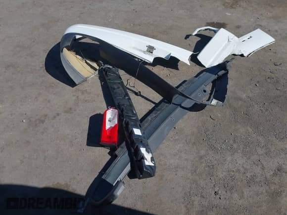 2013 Dodge Challenger SXT с VIN 2C3CDYAG9DH718941, выставлен на аукционе IAAI как лот 43406242 с пробегом 152 693 миль миль и . История ставок и продаж доступна на DreamBid. Изображение 12.