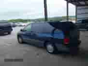 2000 Dodge Grand Caravan with VIN 1B4GP54G2YB643638, listed as a IAAI auction lot 42537726 with Not provided miles and . Bid and sale history available at DreamBid. Image 3.