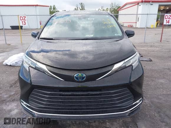 2023 Toyota Sienna XLE с VIN 5TDYRKEC2PS153204, выставлен на аукционе IAAI как лот 43239894 с пробегом 42 101 миль миль и . История ставок и продаж доступна на DreamBid. Изображение 12.