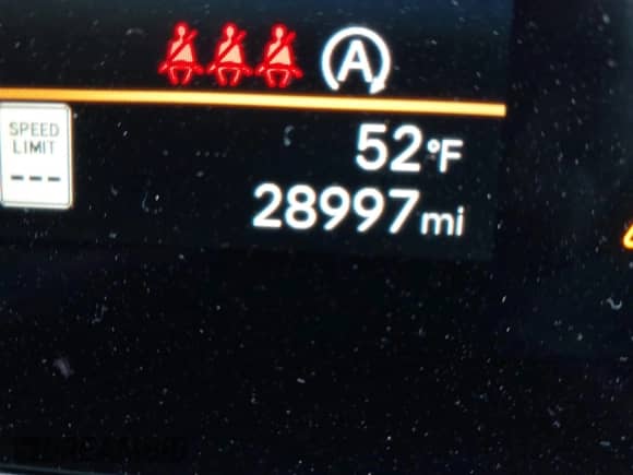 2025 Hyundai Tucson SEL with VIN 5NMJB3DE6SH443844, listed as a IAAI auction lot 43521524 with 28,997 mi miles and . Bid and sale history available at DreamBid. Image 16.