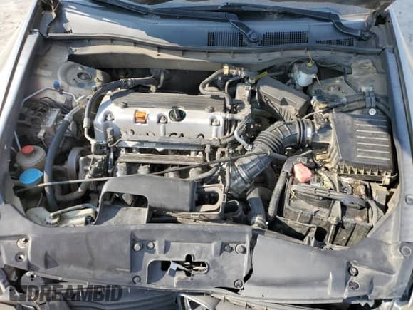 2009 Honda Accord LX-P z VIN 1HGCP26409A118167, wystawiony jako Copart lot #68160795 z przebiegiem 172 021 mil mil oraz Szkoda całkowita • Salvage title. Historia ofert i sprzedaży dostępna na DreamBid. Obrazek 11.