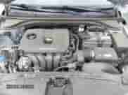 2017 Hyundai Elantra SE z VIN 5NPD84LF8HH033019, wystawiony jako IAAI lot #43259780 z przebiegiem 101 061 mil mil oraz . Historia ofert i sprzedaży dostępna na DreamBid. Obrazek 10.