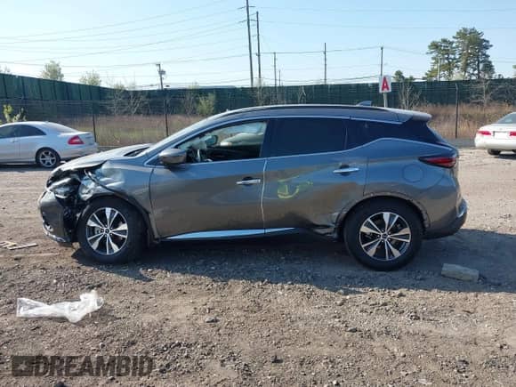 2024 Nissan Murano SV with VIN 5N1AZ2BSXRC119587, listed as a IAAI auction lot 42105764 with 6,411 mi miles and . Bid and sale history available at DreamBid. Image 14.