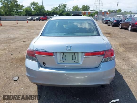 2011 Honda Accord EX with VIN 1HGCP2F71BA043060, listed as a IAAI auction lot 43011854 with 339,878 mi miles and . Bid and sale history available at DreamBid. Image 17.