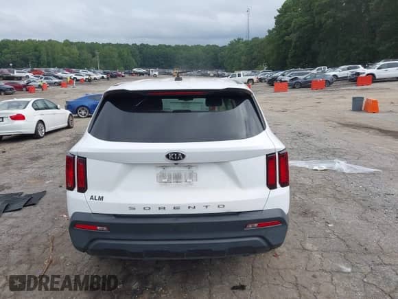 2021 Kia Sorento LX with VIN 5XYRG4LC2MG039981, listed as a IAAI auction lot 42936030 with 90,858 mi miles and . Bid and sale history available at DreamBid. Image 17.