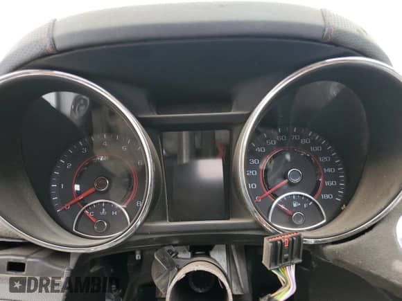 2015 Chevrolet SS с VIN 6G3F15RW9FL123401, выставлен на аукционе Copart как лот 65745375 с пробегом Не указан миль и На запчасти • Non repairable. История ставок и продаж доступна на DreamBid. Изображение 9.