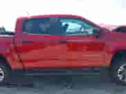 2021 Chevrolet Colorado 4WD Z71 z VIN 1GCGTDEN4M1197644, wystawiony jako IAAI lot #42206486 z przebiegiem 38 107 mil mil oraz . Historia ofert i sprzedaży dostępna na DreamBid. Obrazek 14.