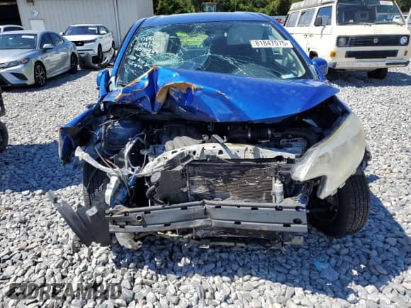 2014 Nissan Note SV with VIN 3N1CE2CP1EL426697, listed as a Copart auction lot 81847075 with Not provided miles and Salvage title. Bid and sale history available at DreamBid. Image 5.