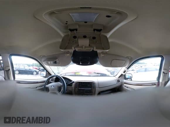 2005 Ford Explorer Eddie Bauer с VIN 1FMZU74E85UA96482, выставлен на аукционе IAAI как лот 42612997 с пробегом 184 911 миль миль и . История ставок и продаж доступна на DreamBid. Изображение 18.