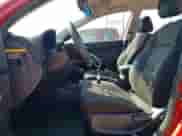 2012 Hyundai Elantra GLS z VIN KMHDB8AE7CU151723, wystawiony jako Copart lot #81500345 z przebiegiem 121 598 mil mil oraz Szkoda całkowita • Salvage title. Historia ofert i sprzedaży dostępna na DreamBid. Obrazek 7.