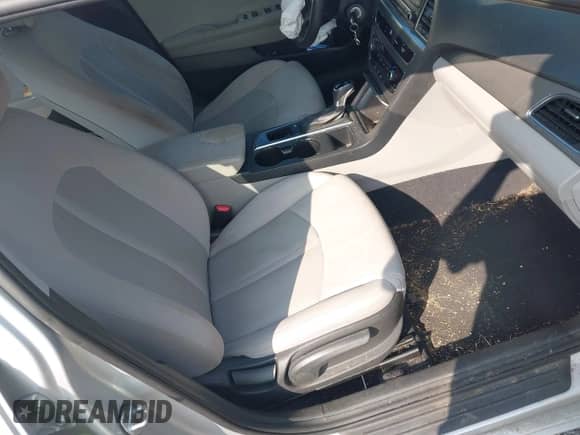 2017 Hyundai Sonata 2.4L with VIN 5NPE24AF0HH548461, listed as a IAAI auction lot 42800437 with 107,590 mi miles and . Bid and sale history available at DreamBid. Image 5.