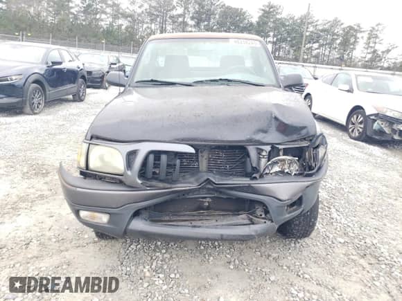 2004 Toyota Tacoma PreRunner z VIN 5TENM92N04Z466038, wystawiony jako Copart lot #46318245 z przebiegiem 140 557 mil mil oraz Czysty tytuł • Clean title. Historia ofert i sprzedaży dostępna na DreamBid. Obrazek 5.