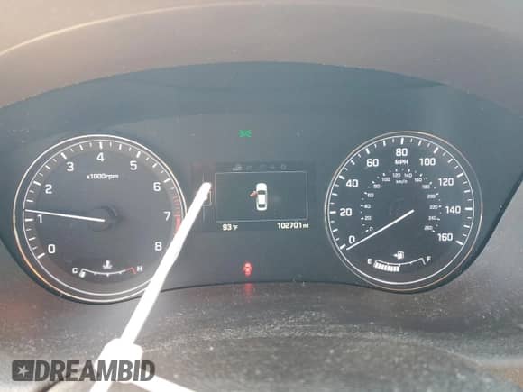 2015 Hyundai Genesis 3.8L с VIN KMHGN4JE6FU014001, выставлен на аукционе Copart как лот 85002245 с пробегом 102 701 миль миль и Списание • Salvage title. История ставок и продаж доступна на DreamBid. Изображение 9.
