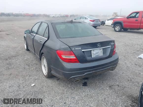 2013 Mercedes-Benz C 300 Sport with VIN WDDGF8AB9DR271514, listed as a IAAI auction lot 43374887 with 169,297 mi miles and . Bid and sale history available at DreamBid. Image 3.