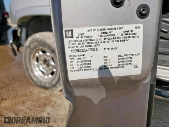 2004 Chevrolet Silverado 3500 SRW с VIN 1GCHK33264F203747, выставлен на аукционе Copart как лот 59185915 с пробегом 255 977 миль миль и Списание • Salvage title. История ставок и продаж доступна на DreamBid. Изображение 12.