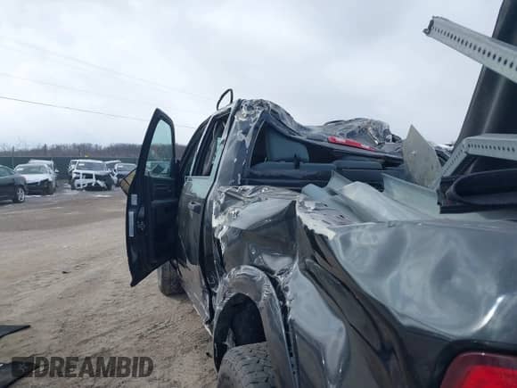 2015 Ram 1500 Big Horn with VIN 1C6RR7LT7FS636642, listed as a IAAI auction lot 41625370 with 103,400 mi miles and . Bid and sale history available at DreamBid. Image 6.