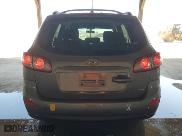 2012 Hyundai Santa Fe GLS z VIN 5XYZGDAB1CG152314, wystawiony jako Copart lot #81911625 z przebiegiem 247 261 mil mil oraz Czysty tytuł • Clean title. Historia ofert i sprzedaży dostępna na DreamBid. Obrazek 6.