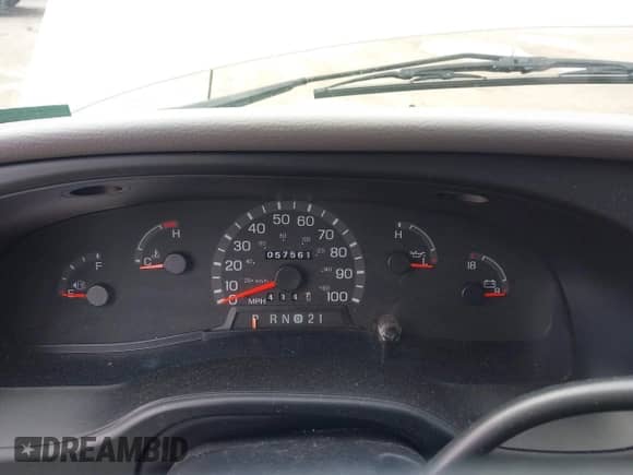 2000 Ford Econoline Cargo with VIN 1FTRE14W2YHB25933, listed as a IAAI auction lot 41912248 with 57,561 mi miles and . Bid and sale history available at DreamBid. Image 7.