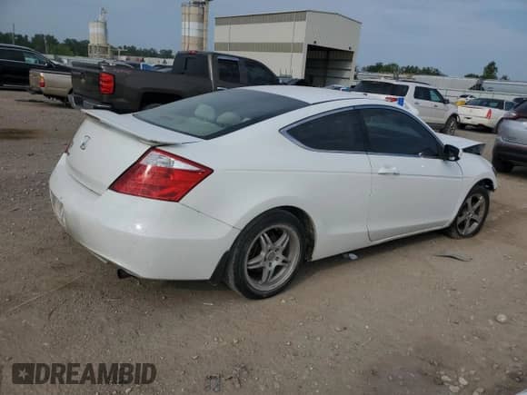2008 Honda Accord LX-S with VIN 1HGCS12338A003664, listed as a Copart auction lot 71992705 with 190,767 mi miles and Salvage title. Bid and sale history available at DreamBid. Image 3.