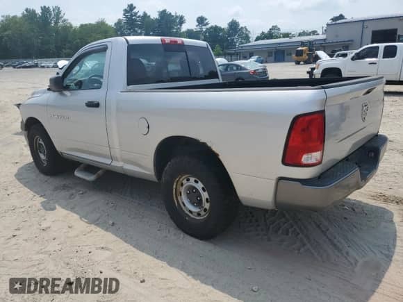 2011 Ram 1500 ST z VIN 3D7JB1EK0BG534814, wystawiony jako Copart lot #60247825 z przebiegiem 115 513 mil mil oraz Czysty tytuł • Clean title. Historia ofert i sprzedaży dostępna na DreamBid. Obrazek 2.