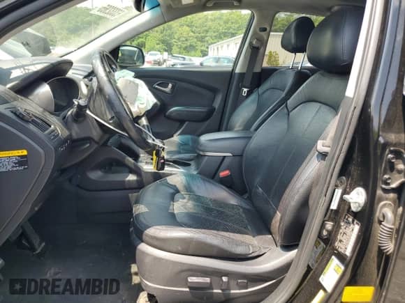 2012 Hyundai Tucson Limited с VIN KM8JUCAC3CU373044, выставлен на аукционе Copart как лот 63332365 с пробегом 147 868 миль миль и Списание • Salvage title. История ставок и продаж доступна на DreamBid. Изображение 7.