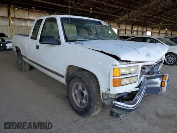 1998 GMC Sierra 1500 z VIN 2GTEC19M2W1527172, wystawiony jako Copart lot #54932665 z przebiegiem 294 133 mil mil oraz Szkoda całkowita • Salvage title. Historia ofert i sprzedaży dostępna na DreamBid. Obrazek 4.